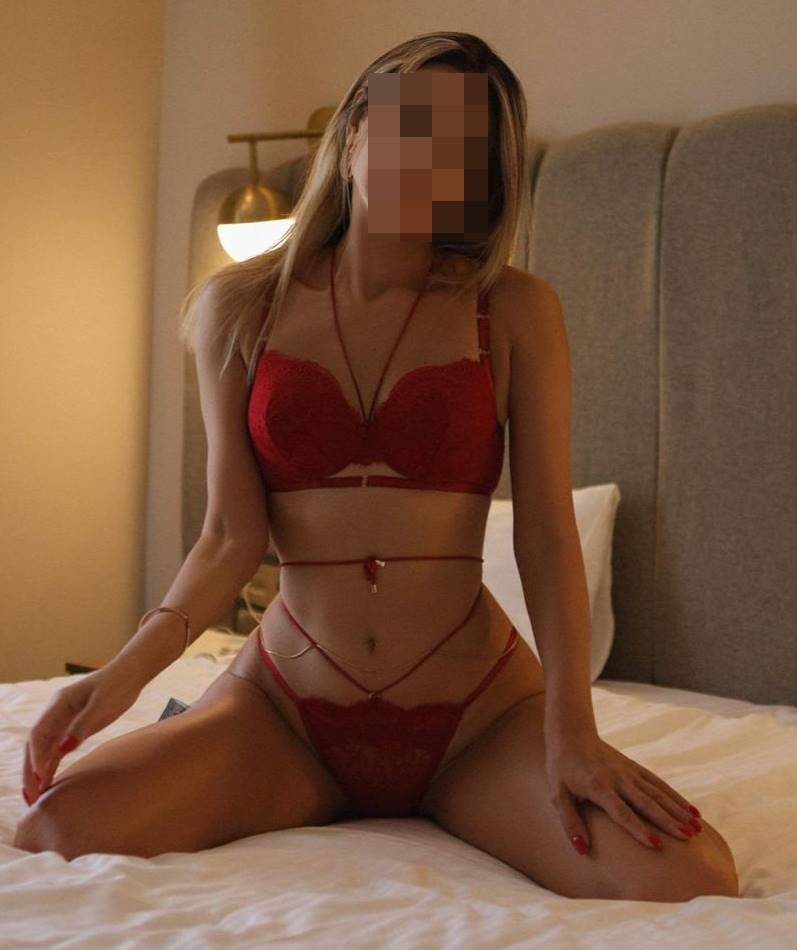 Şirinevler Escort Bayan Yeşimle Tutkunun Zirvesine Yolculuk