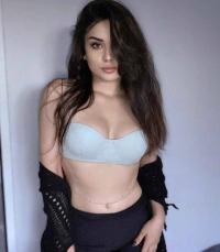 Şirinevler Escort Bayan Pelinle Heyecan Verici Bir Aşk